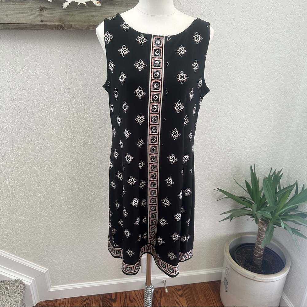 WHBM Black Patterned‎ Stretch knit Sleeveless Dress Ladies size Large